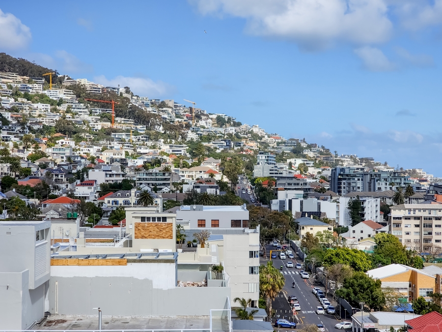 1 Bedroom Property for Sale in Sea Point Western Cape